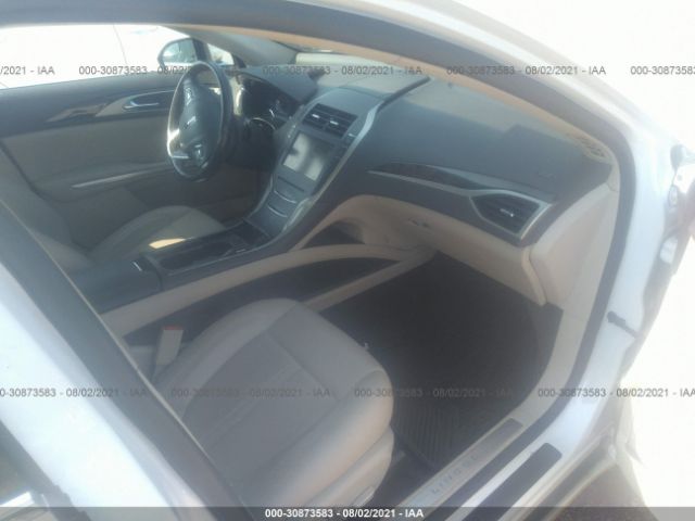 Photo 4 VIN: 3LN6L2LU3GR630936 - LINCOLN MKZ 