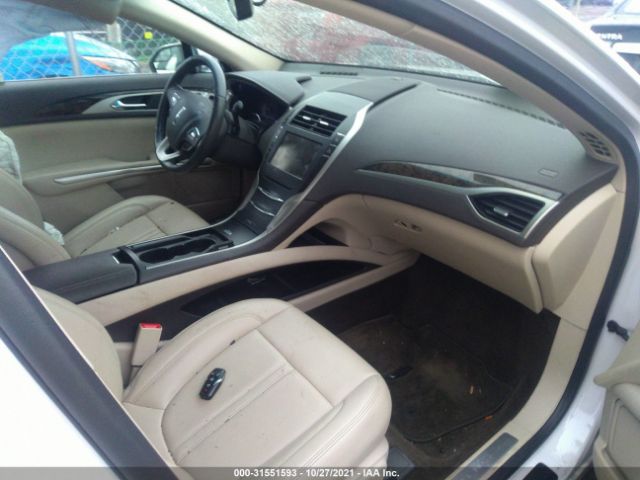 Photo 4 VIN: 3LN6L2LU3GR631570 - LINCOLN MKZ 