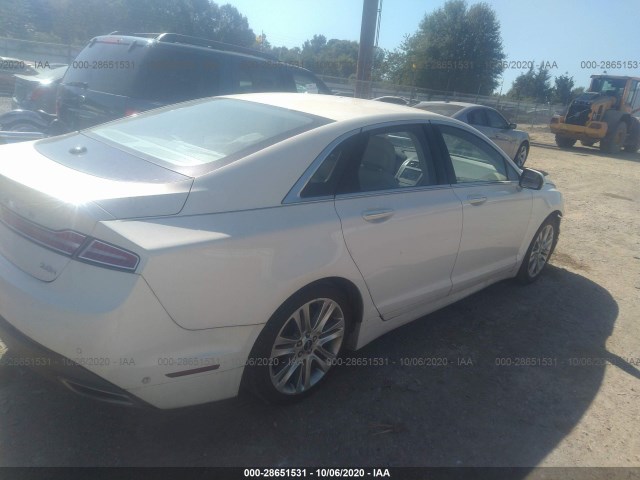 Photo 3 VIN: 3LN6L2LU4DR807568 - LINCOLN MKZ 