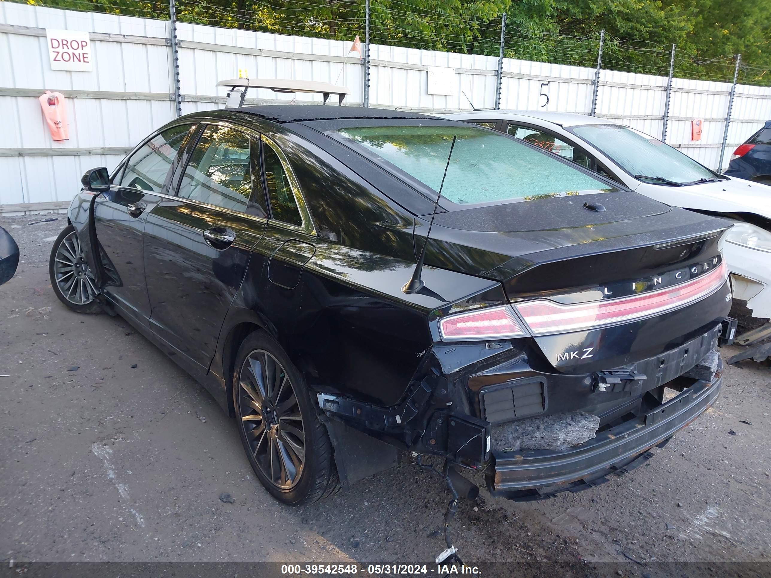 Photo 2 VIN: 3LN6L2LU4ER828308 - LINCOLN MKZ 