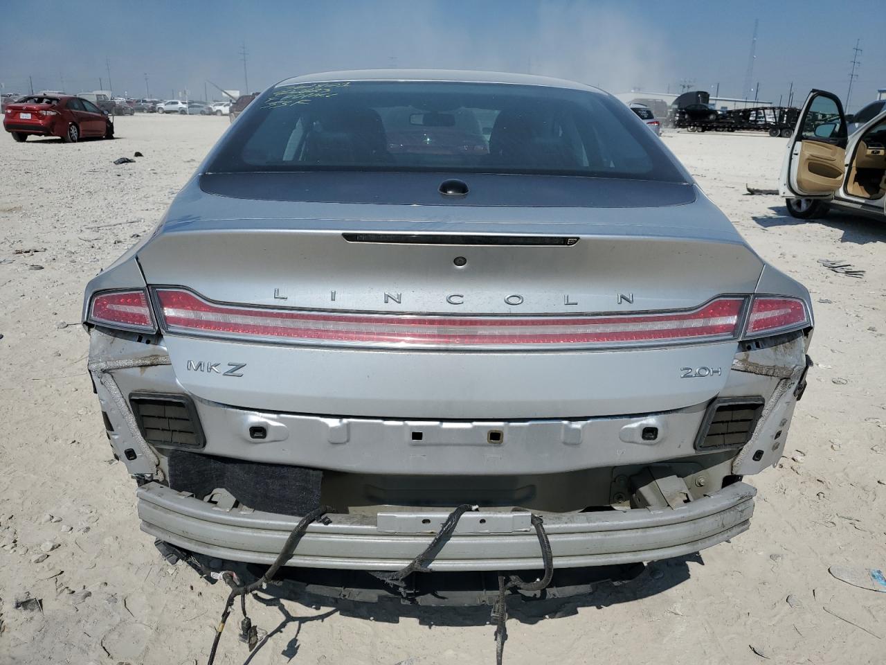 Photo 5 VIN: 3LN6L2LU4GR615037 - LINCOLN MKZ 