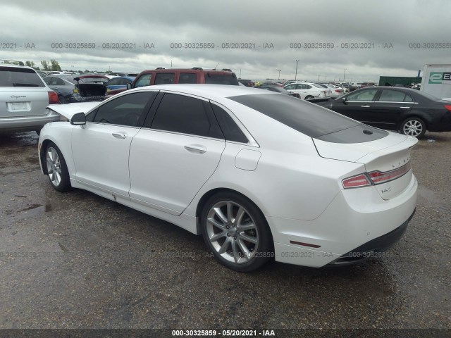 Photo 2 VIN: 3LN6L2LU4GR627981 - LINCOLN MKZ 