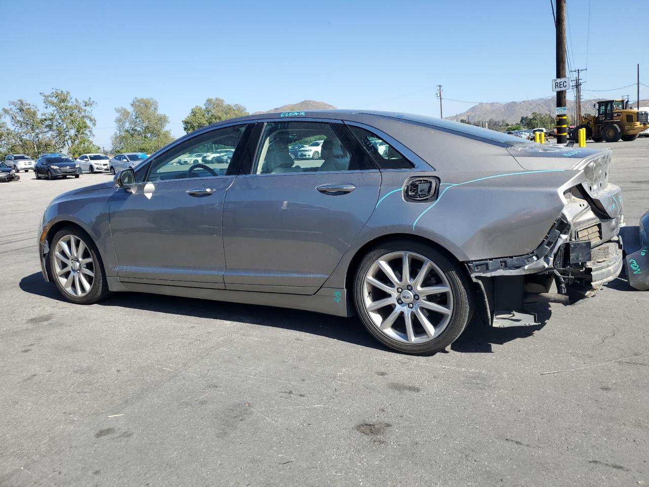 Photo 1 VIN: 3LN6L2LU5FR604577 - LINCOLN MKZ 