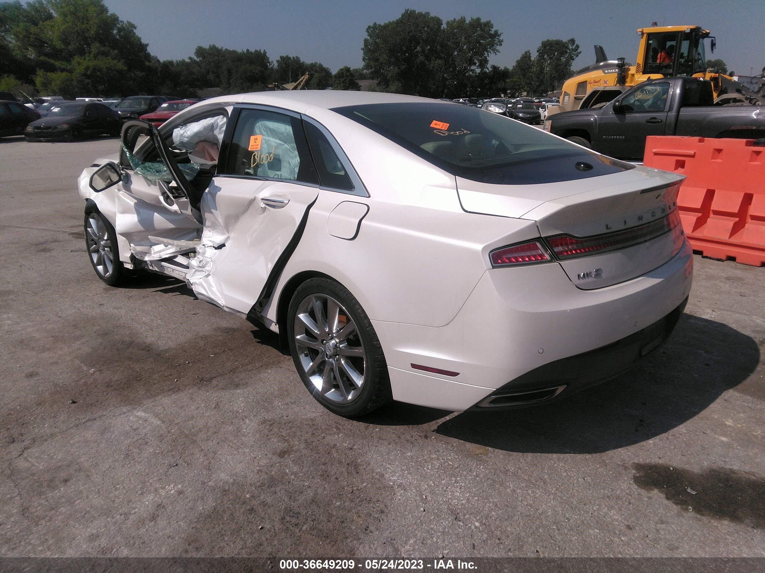 Photo 2 VIN: 3LN6L2LU6FR605883 - LINCOLN MKZ 