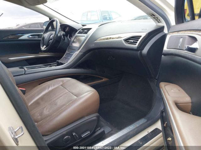 Photo 4 VIN: 3LN6L2LU7GR608423 - LINCOLN MKZ HYBRID 