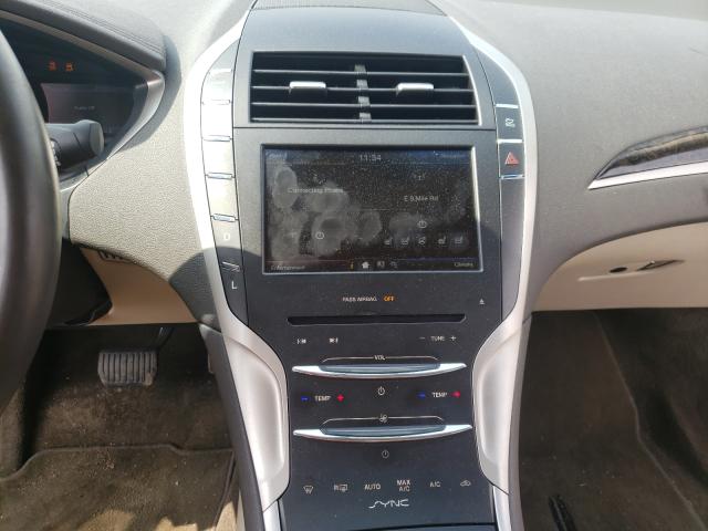 Photo 8 VIN: 3LN6L2LU7GR630454 - LINCOLN MKZ 