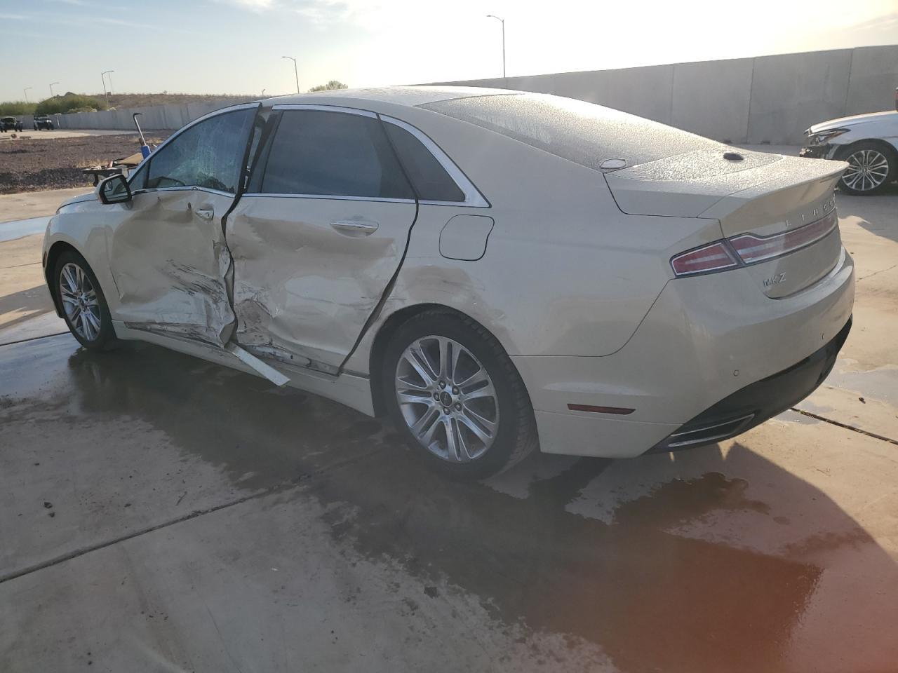 Photo 1 VIN: 3LN6L2LU8FR603228 - LINCOLN MKZ 