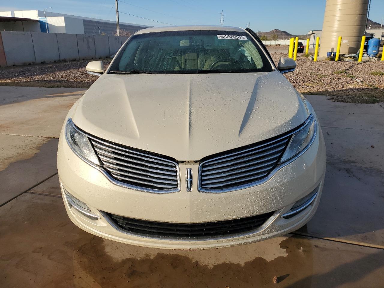 Photo 4 VIN: 3LN6L2LU8FR603228 - LINCOLN MKZ 