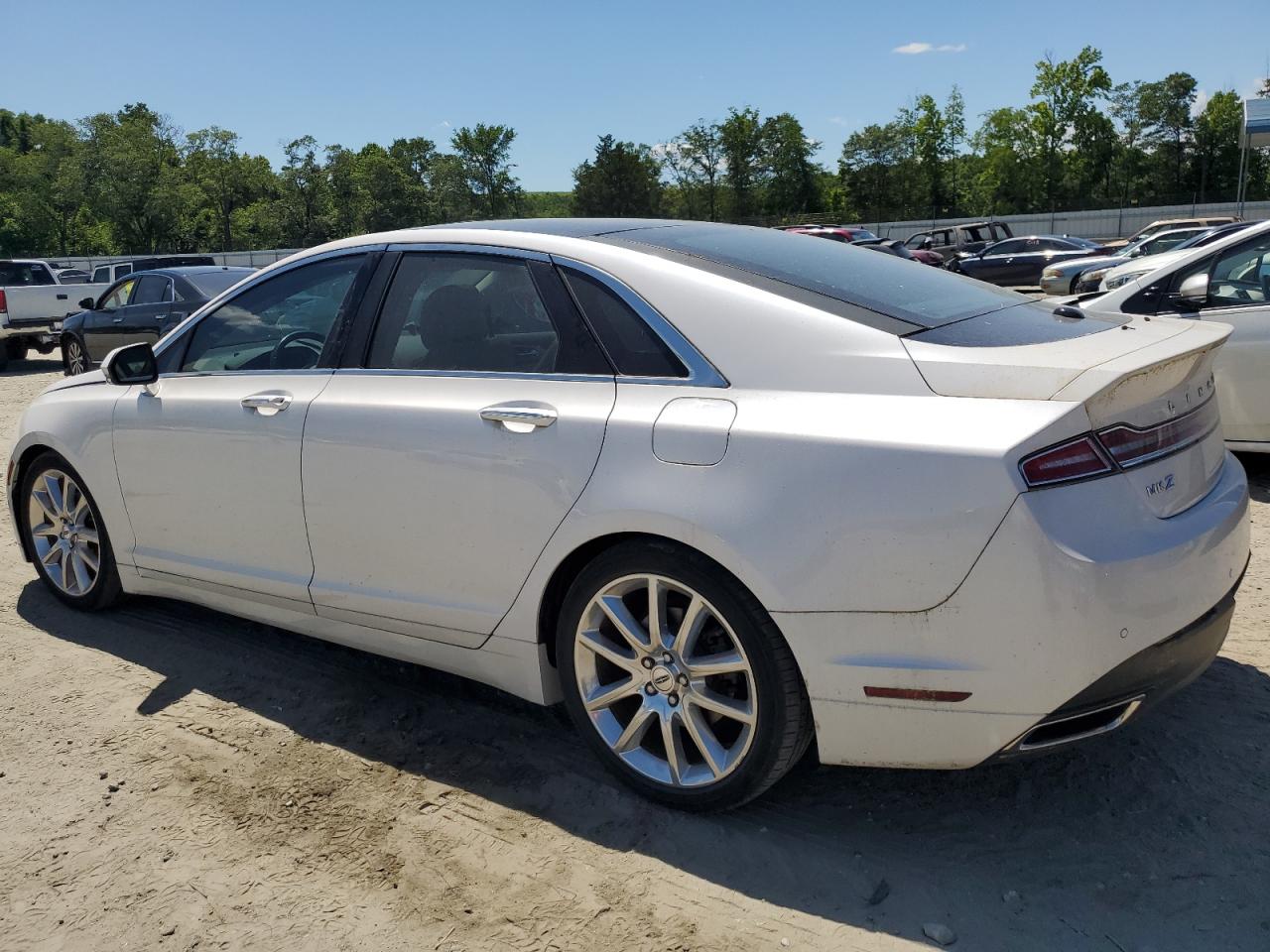 Photo 1 VIN: 3LN6L2LU8GR605109 - LINCOLN MKZ 