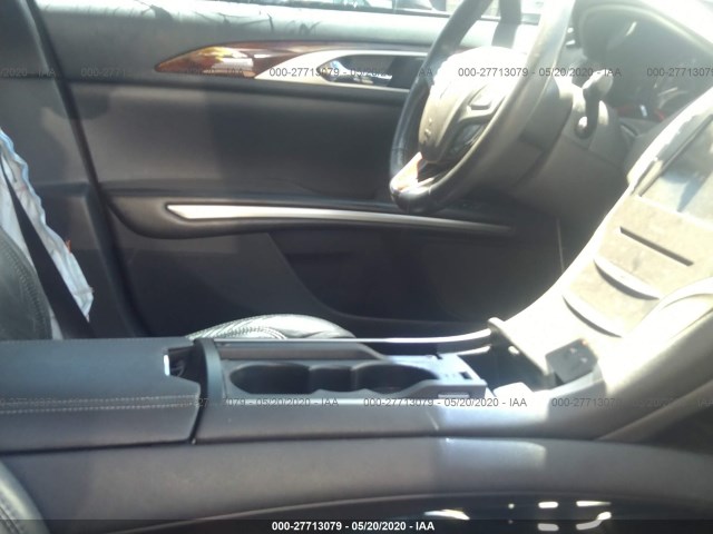 Photo 4 VIN: 3LN6L2LUXER801811 - LINCOLN MKZ 