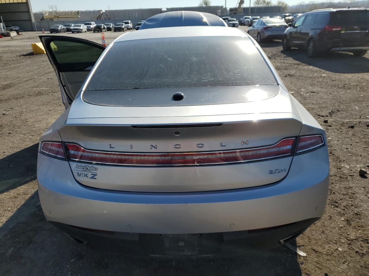 Photo 5 VIN: 3LN6L2LUXER804689 - LINCOLN MKZ 