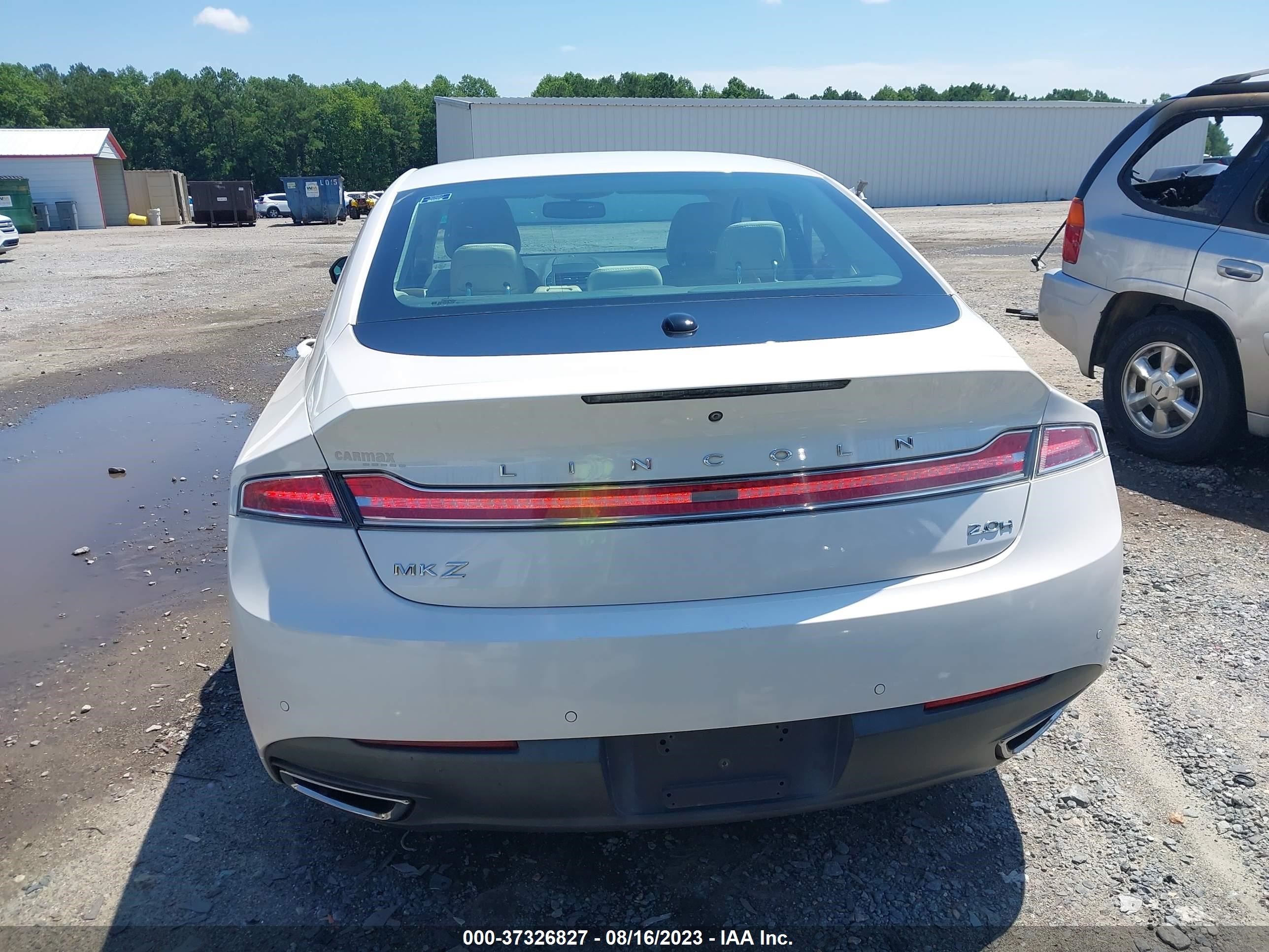 Photo 15 VIN: 3LN6L2LUXFR600914 - LINCOLN MKZ 