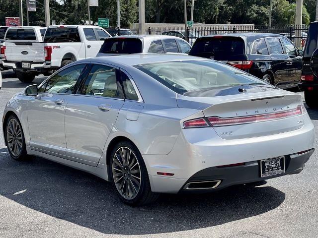 Photo 9 VIN: 3LN6L2LUXFR608124 - LINCOLN MKZ 