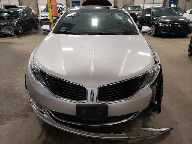 Photo 4 VIN: 3LN6L2N98GR606589 - LINCOLN MKZ 