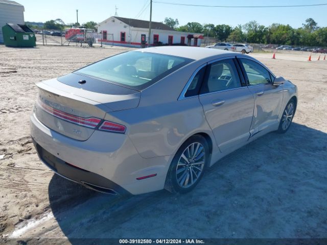 Photo 3 VIN: 3LN6L5A90LR618074 - LINCOLN MKZ 