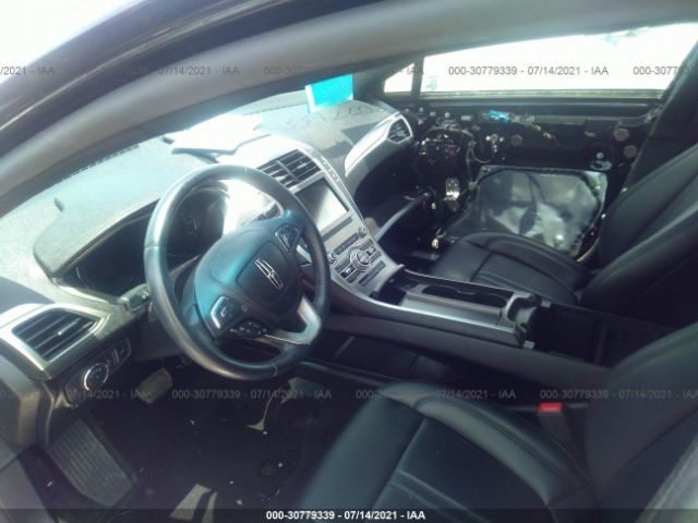 Photo 4 VIN: 3LN6L5A92LR603933 - LINCOLN MKZ 