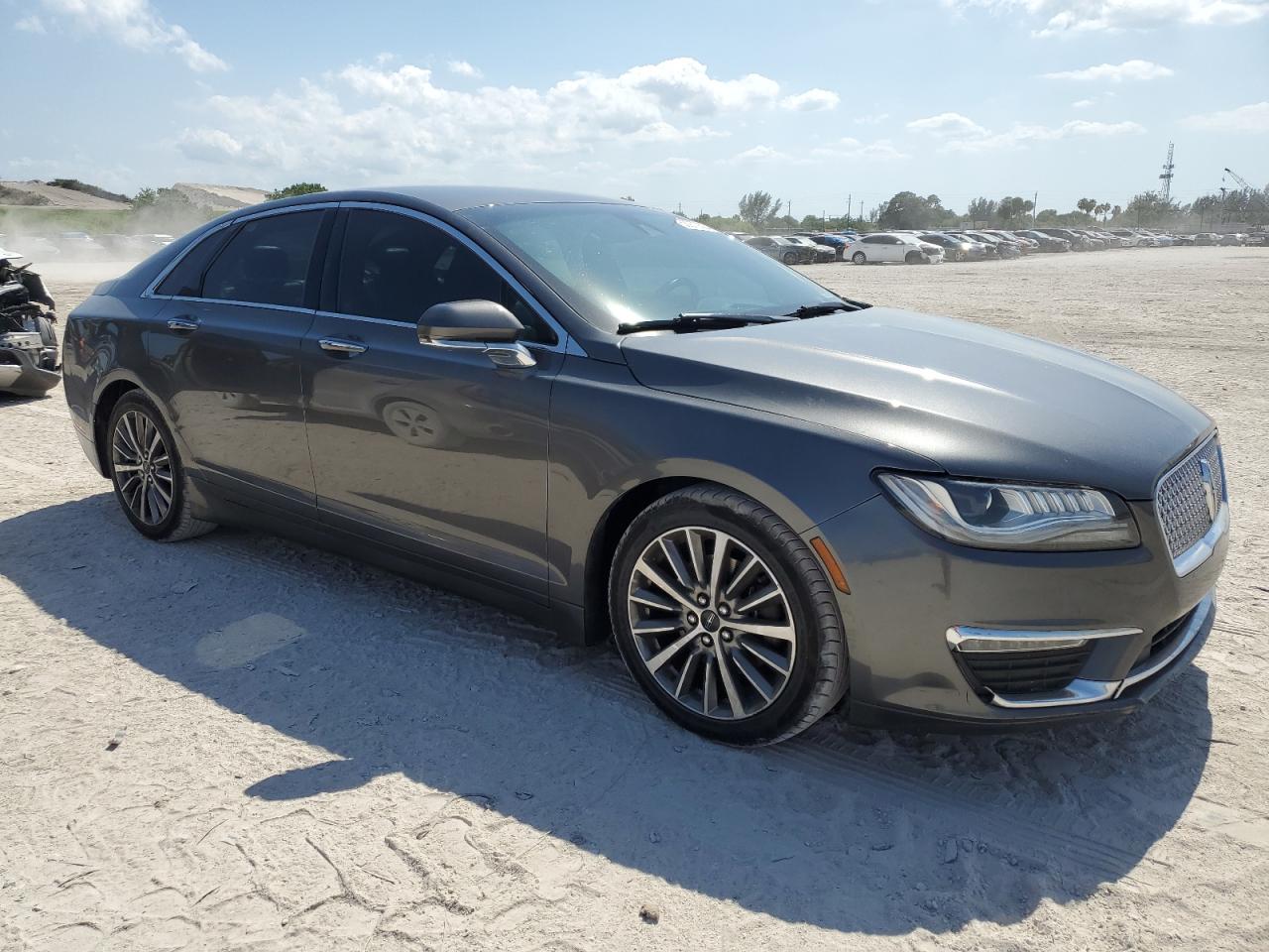 Photo 3 VIN: 3LN6L5A99LR608756 - LINCOLN MKZ 