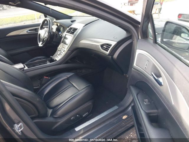 Photo 4 VIN: 3LN6L5A9XHR607753 - LINCOLN MKZ 