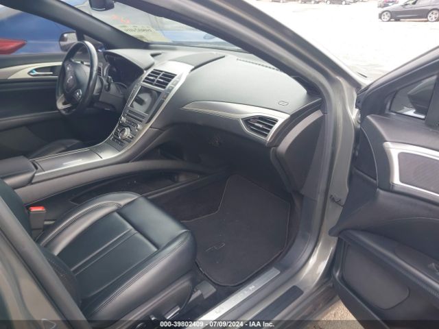 Photo 4 VIN: 3LN6L5A9XHR646536 - LINCOLN MKZ 