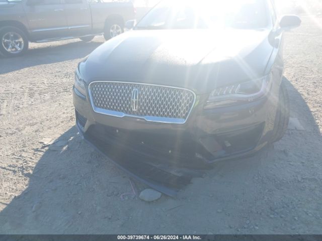 Photo 5 VIN: 3LN6L5C90KR623853 - LINCOLN MKZ 