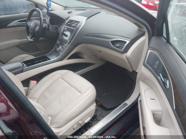 Photo 4 VIN: 3LN6L5C92HR604889 - LINCOLN MKZ 