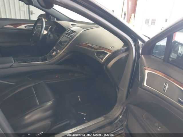 Photo 4 VIN: 3LN6L5C92HR624138 - LINCOLN MKZ 