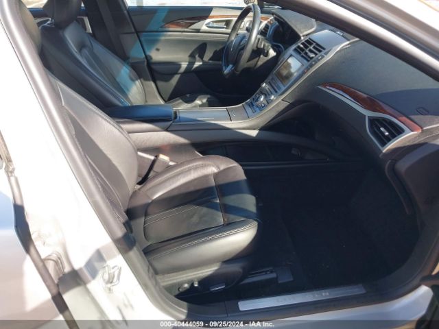 Photo 4 VIN: 3LN6L5C92KR632635 - LINCOLN MKZ 