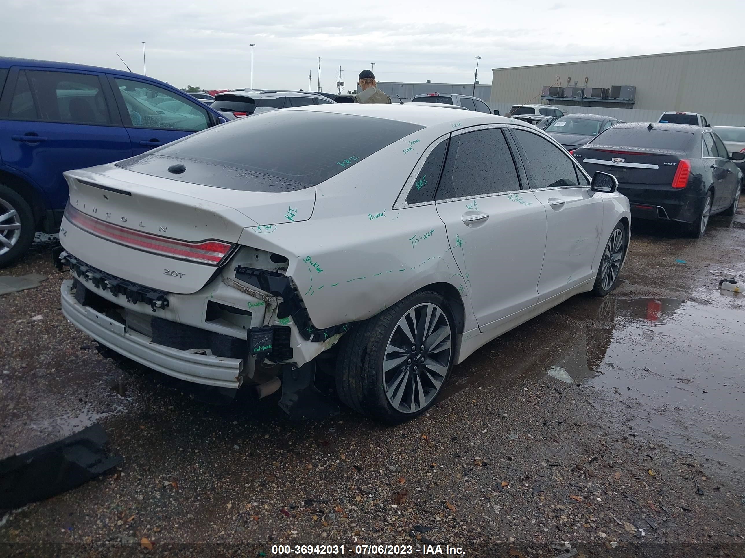 Photo 3 VIN: 3LN6L5C93HR626772 - LINCOLN MKZ 