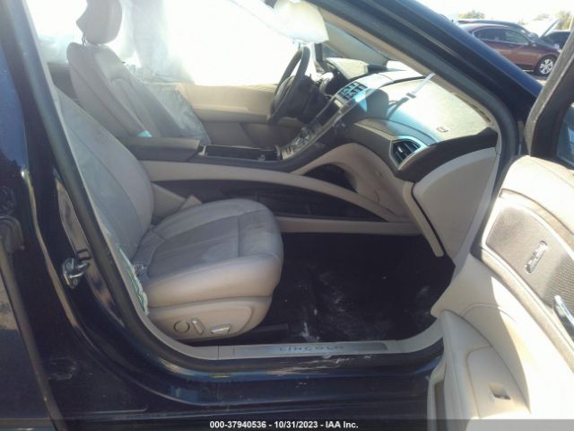 Photo 4 VIN: 3LN6L5C95HR604949 - LINCOLN MKZ 