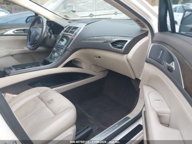 Photo 4 VIN: 3LN6L5C96HR614812 - LINCOLN MKZ 