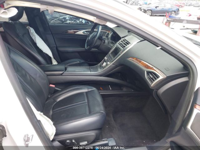 Photo 4 VIN: 3LN6L5C96HR654873 - LINCOLN MKZ 