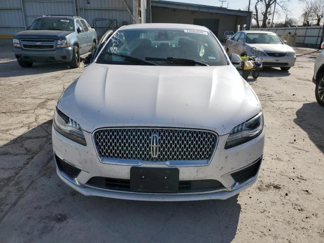 Photo 4 VIN: 3LN6L5C96KR623825 - LINCOLN MKZ RESERV 