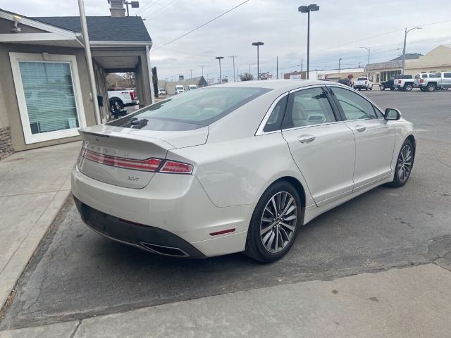 Photo 5 VIN: 3LN6L5C98KR608579 - LINCOLN MKZ 