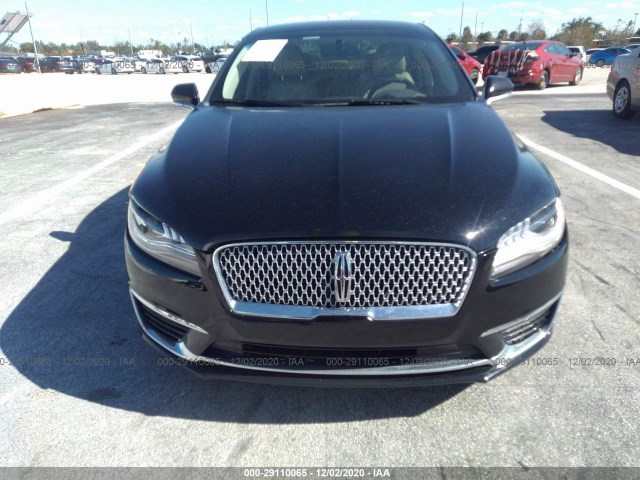 Photo 5 VIN: 3LN6L5C9XHR622931 - LINCOLN MKZ 