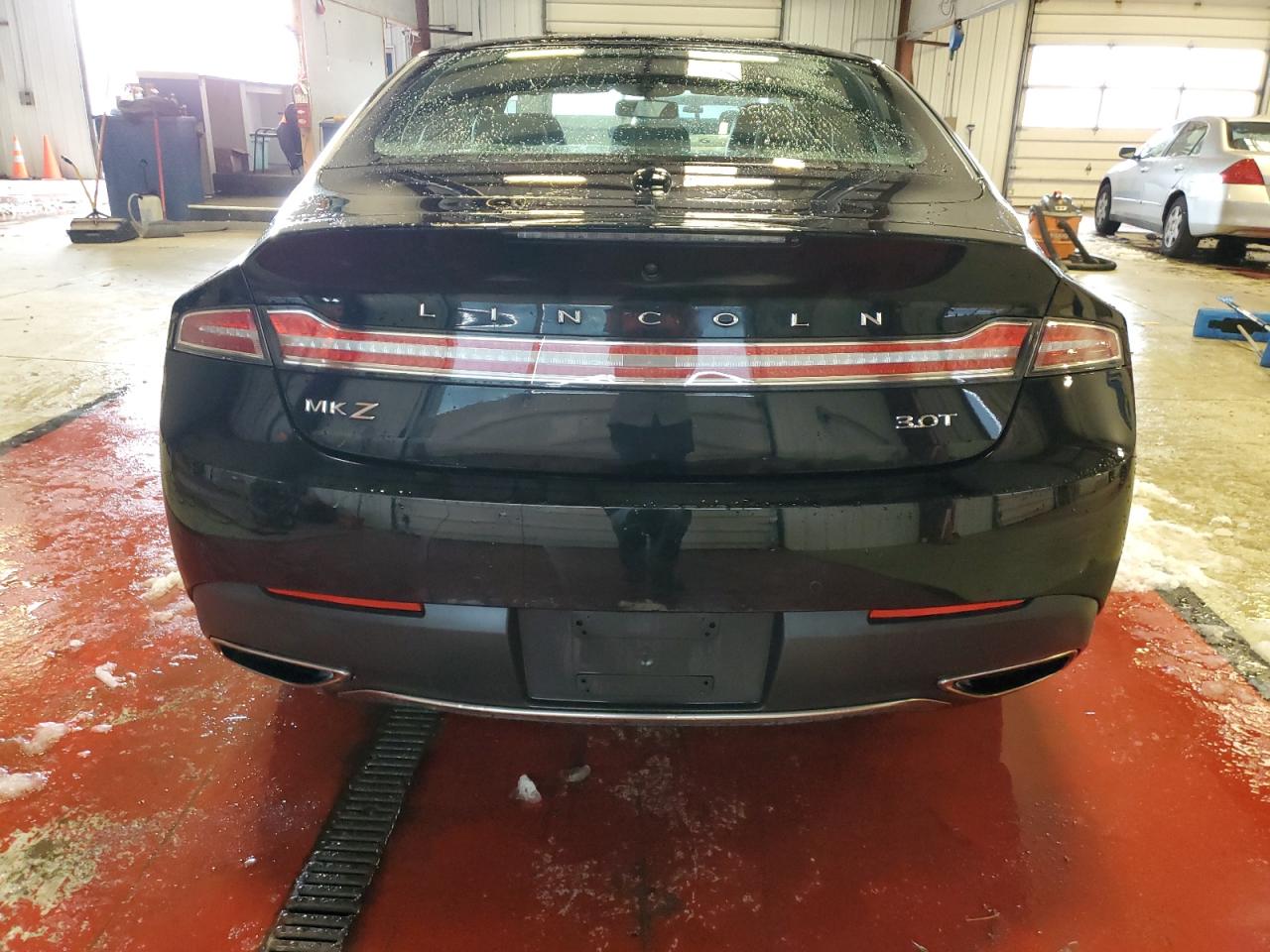 Photo 5 VIN: 3LN6L5CC0HR619774 - LINCOLN MKZ 