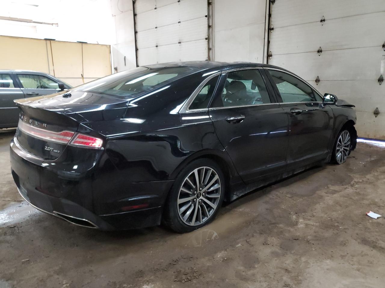 Photo 2 VIN: 3LN6L5D96HR634816 - LINCOLN MKZ 