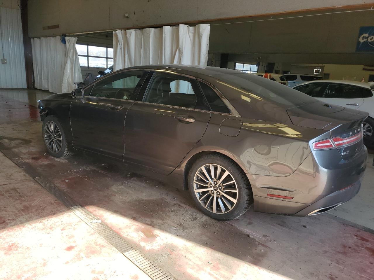 Photo 1 VIN: 3LN6L5D97JR619201 - LINCOLN MKZ 