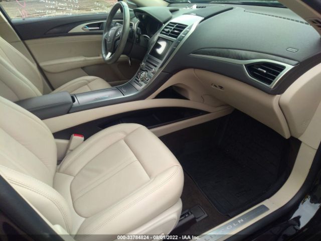 Photo 4 VIN: 3LN6L5D98KR632380 - LINCOLN MKZ 