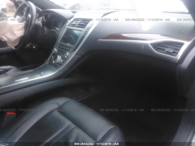 Photo 4 VIN: 3LN6L5D9XHR638724 - LINCOLN MKZ 