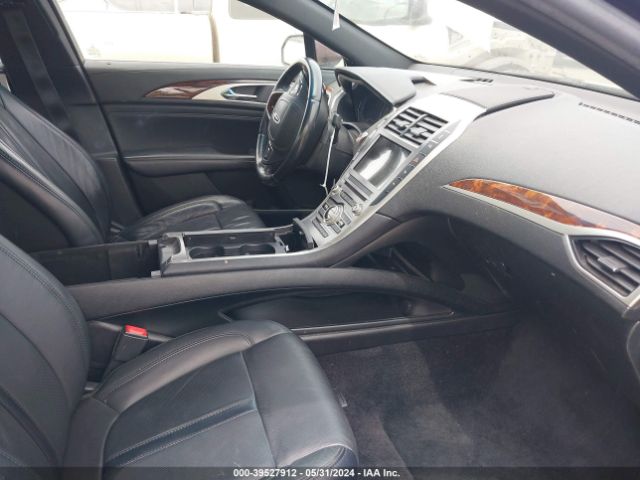 Photo 4 VIN: 3LN6L5E90HR630274 - LINCOLN MKZ 