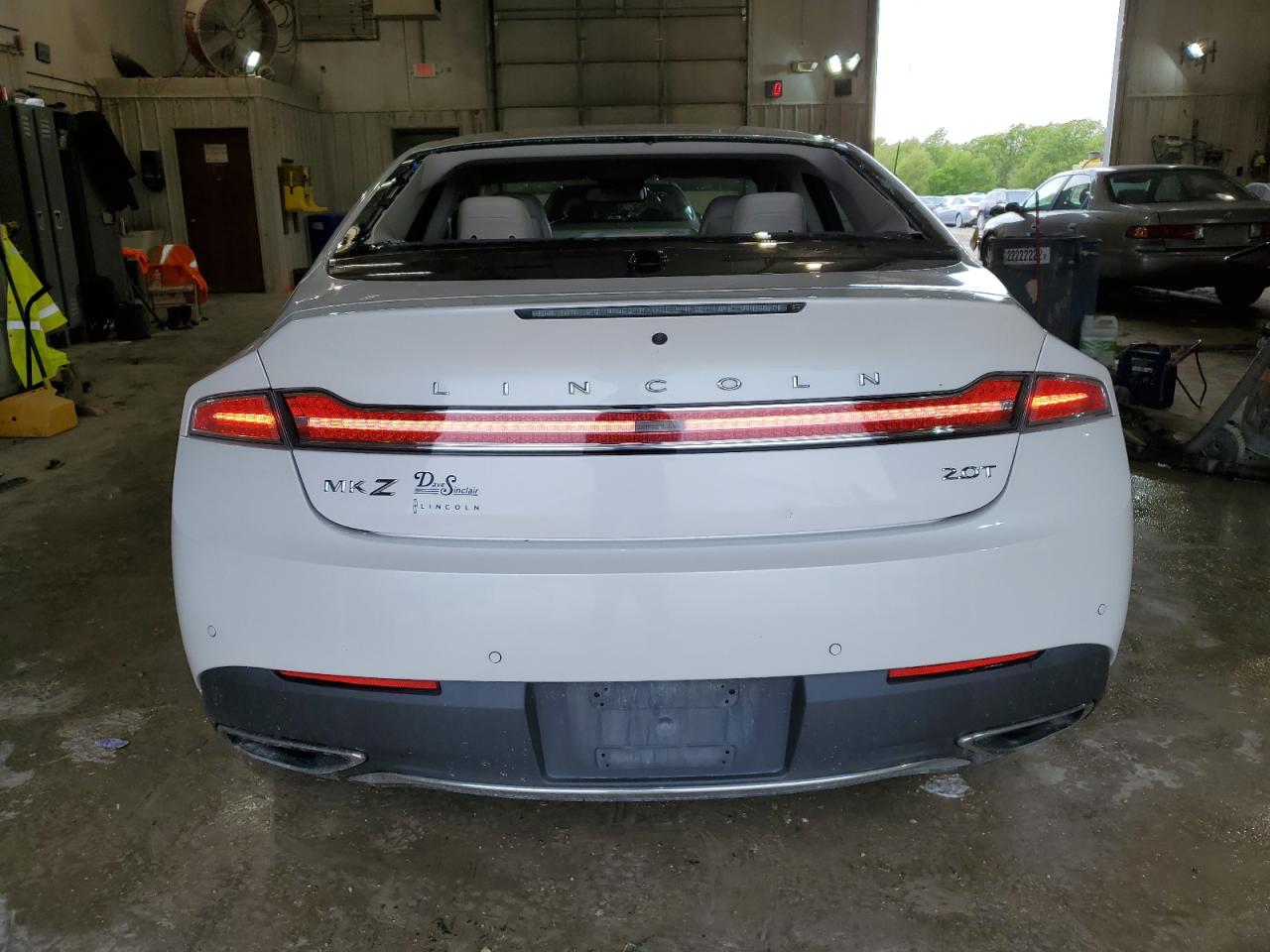 Photo 5 VIN: 3LN6L5E91HR601687 - LINCOLN MKZ 