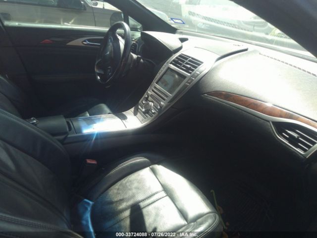 Photo 4 VIN: 3LN6L5E91HR610972 - LINCOLN MKZ 