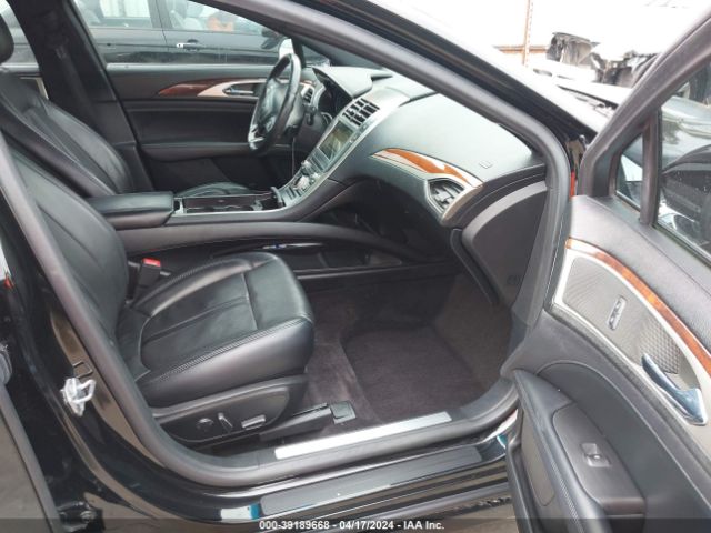 Photo 4 VIN: 3LN6L5E93HR650700 - LINCOLN MKZ 