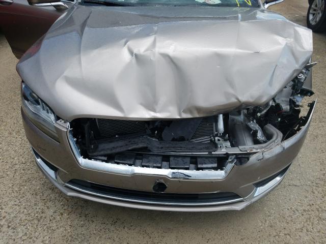 Photo 8 VIN: 3LN6L5E93JR607495 - LINCOLN MKZ RESERV 