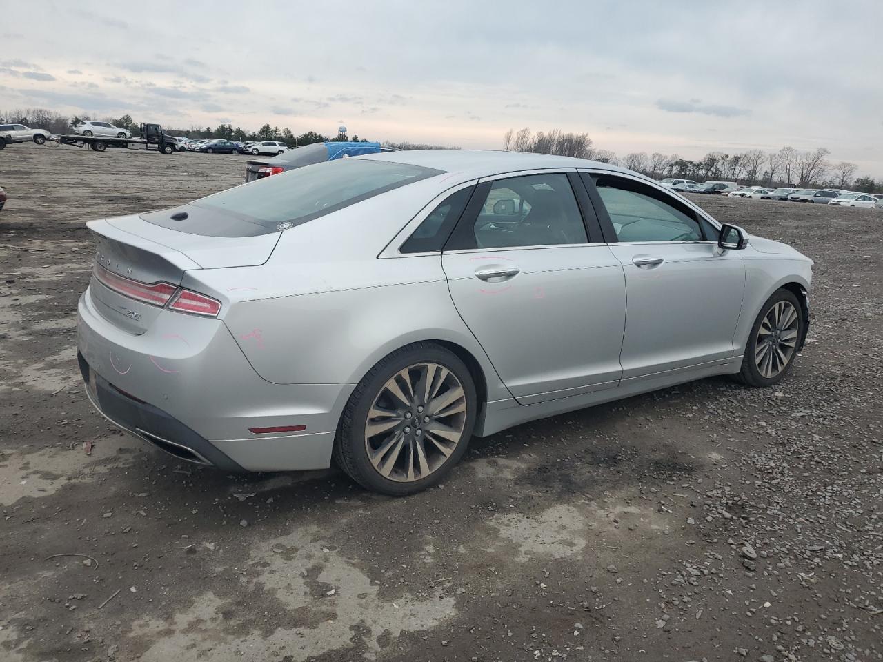 Photo 2 VIN: 3LN6L5E95HR603152 - LINCOLN MKZ 