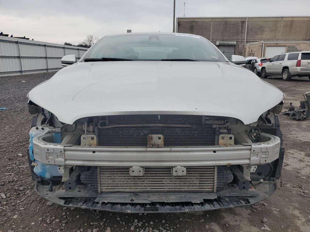 Photo 4 VIN: 3LN6L5E95HR603152 - LINCOLN MKZ 