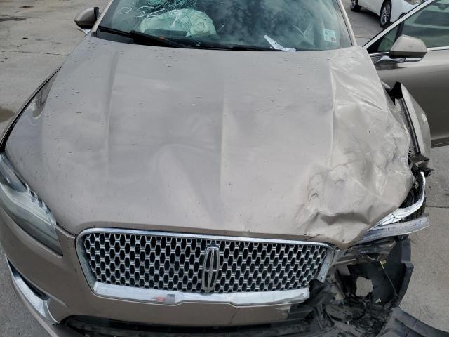 Photo 10 VIN: 3LN6L5E95JR620569 - LINCOLN MKZ RESERV 