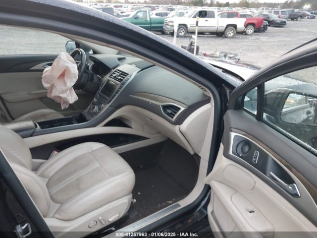 Photo 4 VIN: 3LN6L5E97KR604908 - LINCOLN MKZ 