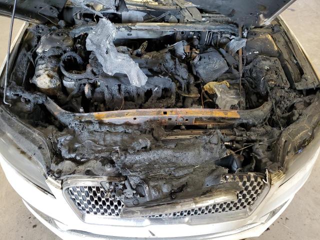 Photo 10 VIN: 3LN6L5E98JR628861 - LINCOLN MKZ RESERV 