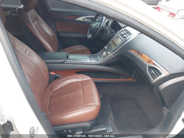 Photo 4 VIN: 3LN6L5E9XHR613109 - LINCOLN MKZ 